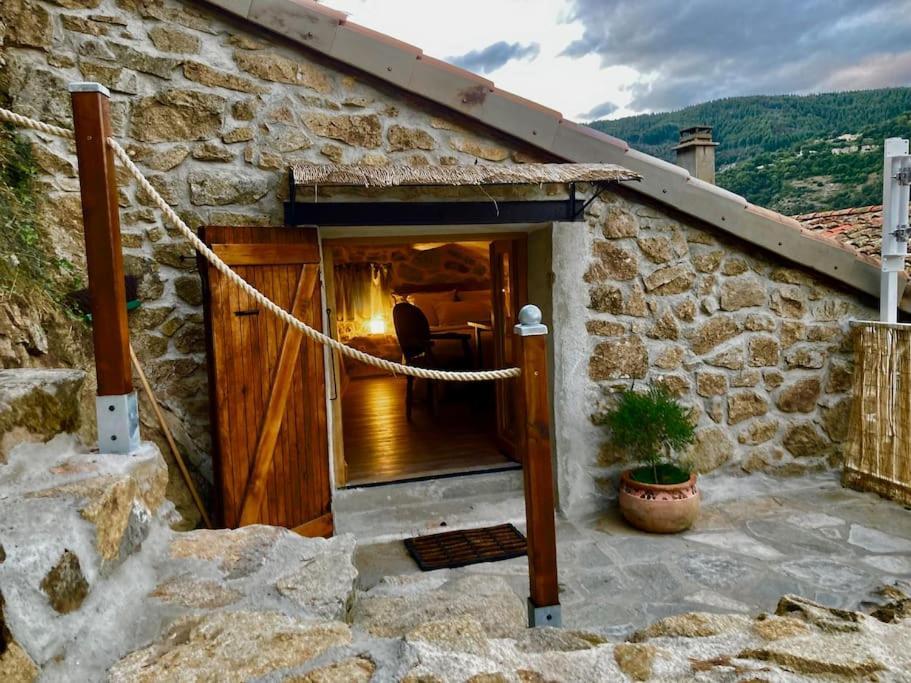 L'Insolite Tamia Asperjoc Exterior foto